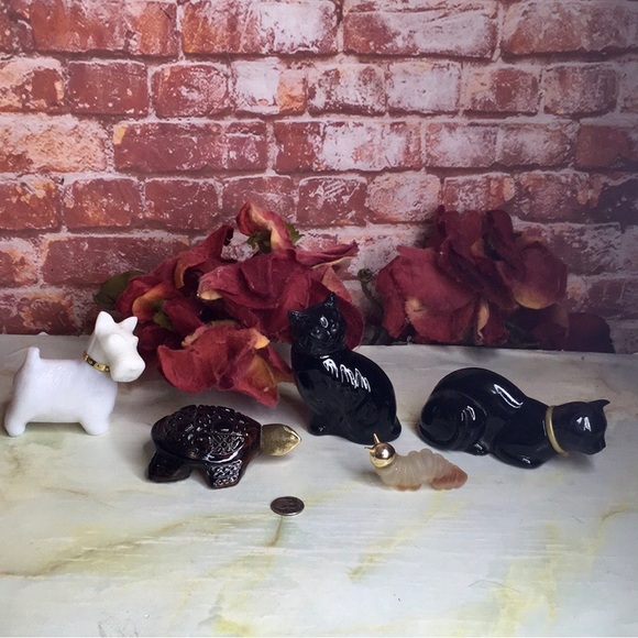 Vintage Avon Glass Animal Collectible Perfume Bottle Set - Picture 1 of 11